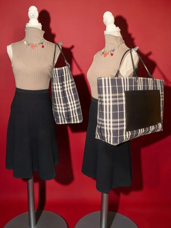 VTG Burberry Nova Check Tote XL Black Leather Cotton Canvas Open Top Bag Italy - Picture 2 of 10